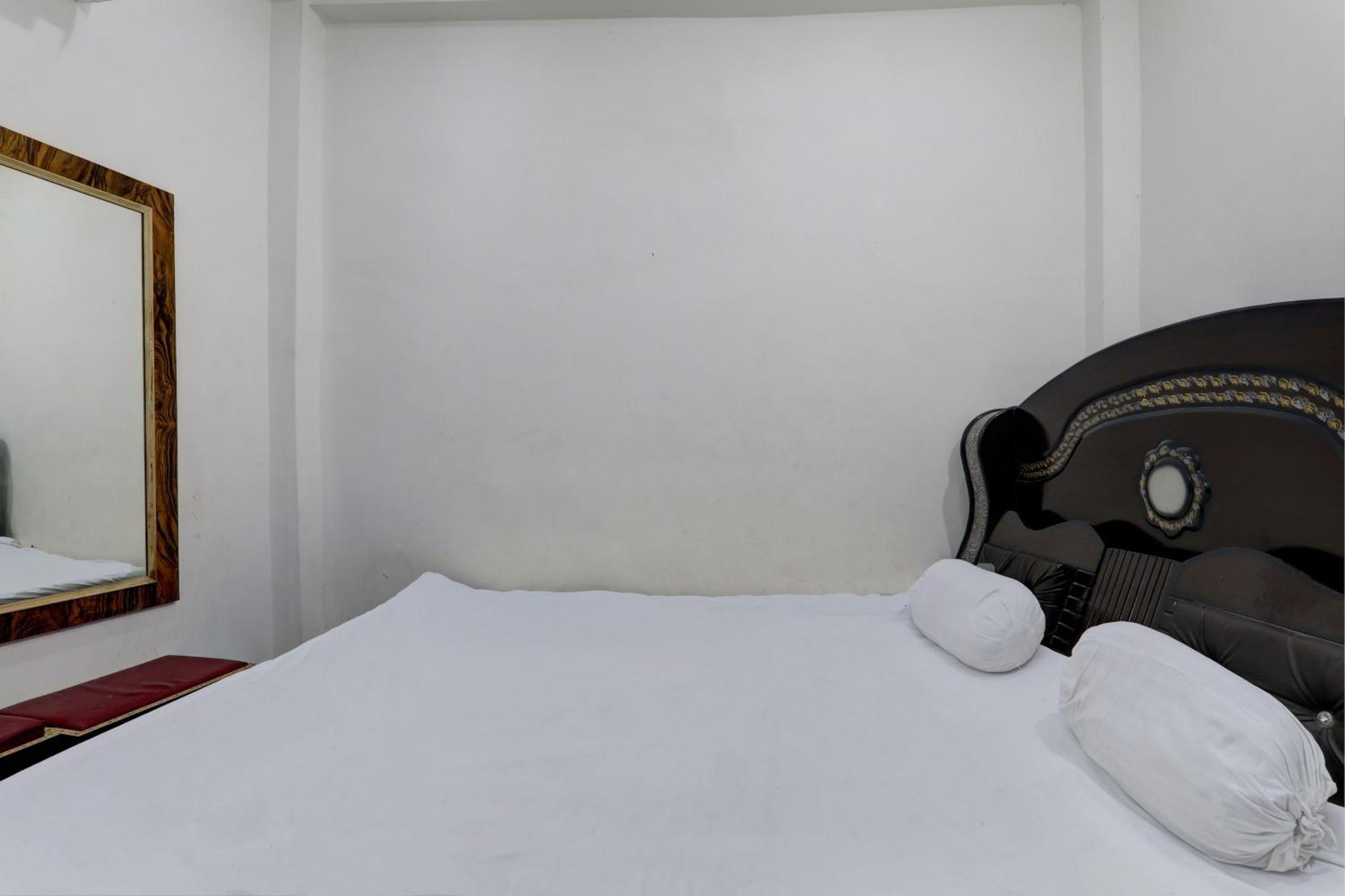 Hotel O The Vishnu Bettiah Bagian luar foto
