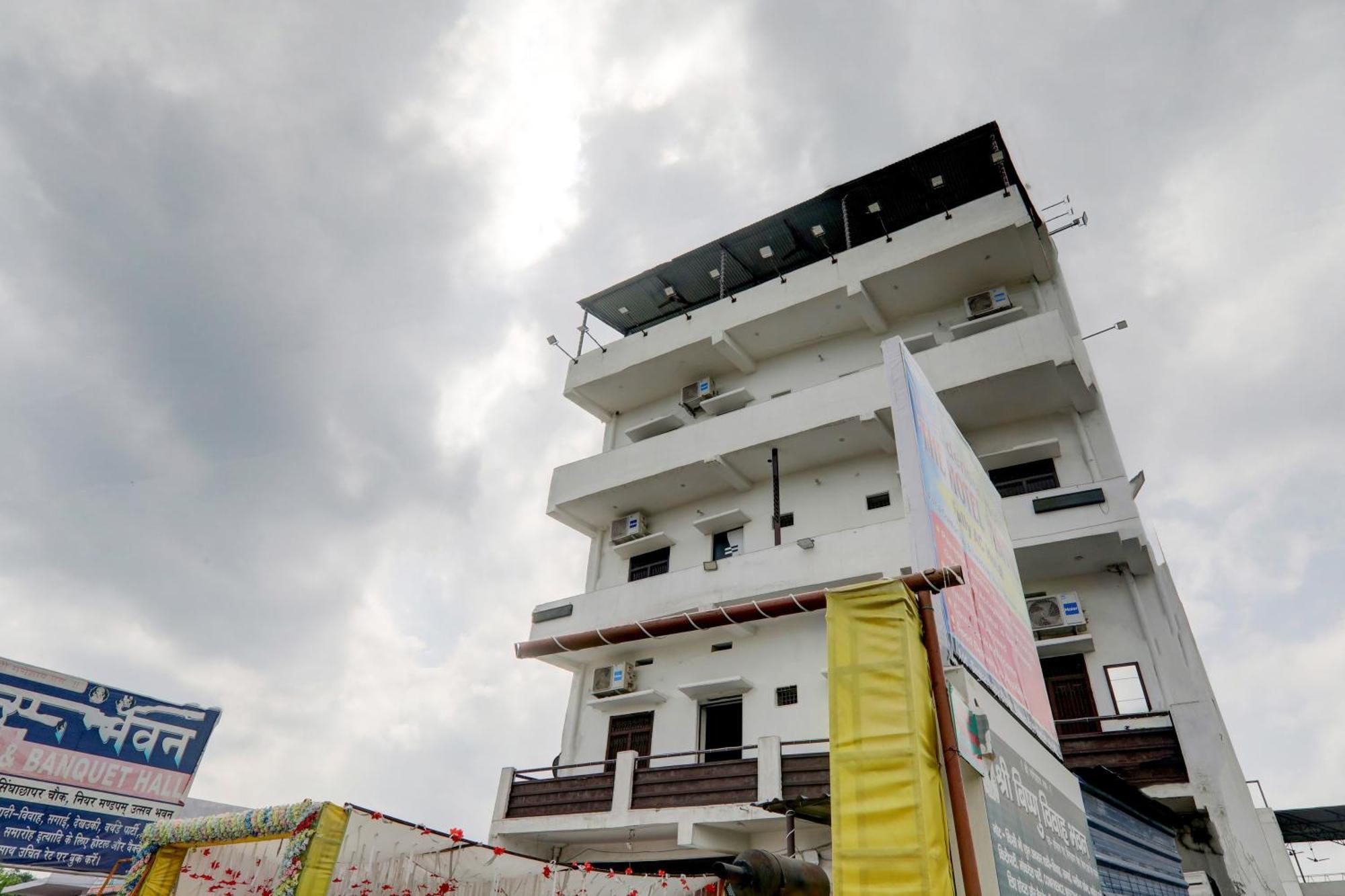 Hotel O The Vishnu Bettiah Bagian luar foto